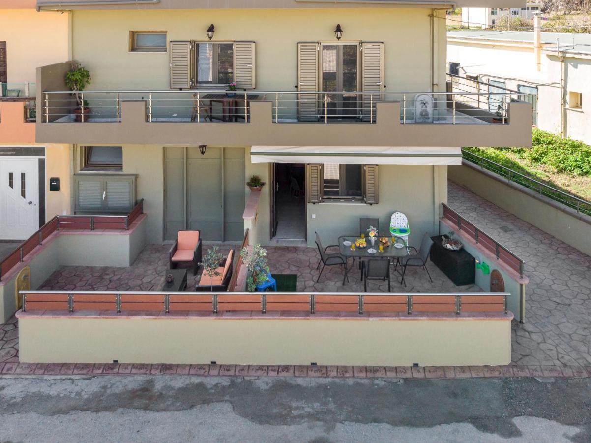 Floral Beach Apt With Lux Extras & Special Treats Kolymbari Esterno foto